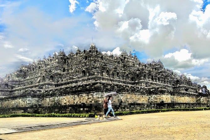 Imagen del tour: Borobudur, Prambanan y Merapi Volcano Tour.