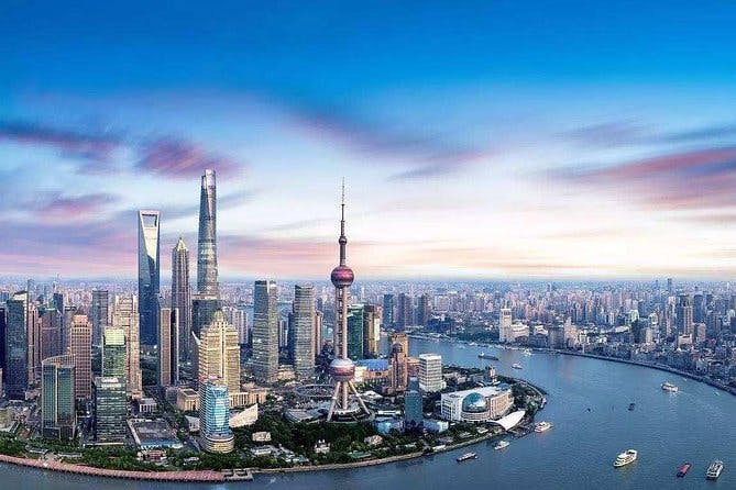 Imagen del tour: Tour privado de día completo: lo más destacado de la ciudad de Shanghai desde Qingdao por aire