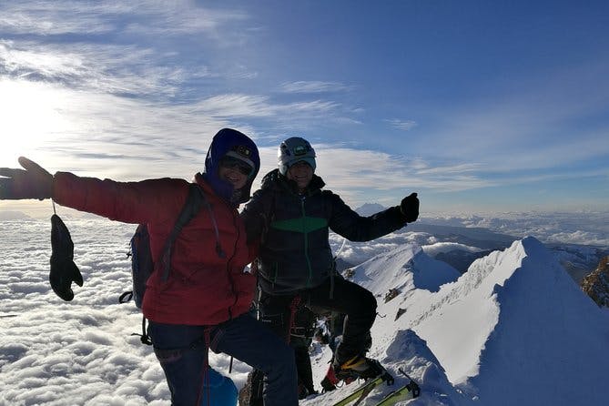Imagen del tour: HUAYNA POTOSI 6.088 m. (La montaña más popular de Bolivia)
