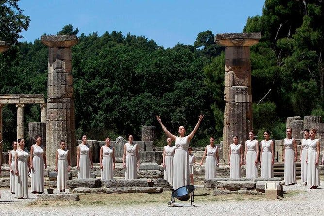 Imagen del tour: Explore la antigua Olimpia Excursión privada de día completo con degustación de vino y aceite de oliva
