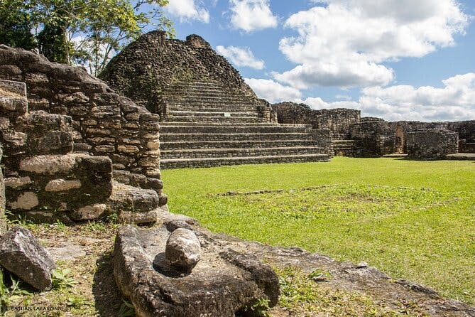 Imagen del tour: Excursión a las ruinas mayas de Caracol, que incluye Rio On Pools, la cueva Rio Frio y un almuerzo campestre