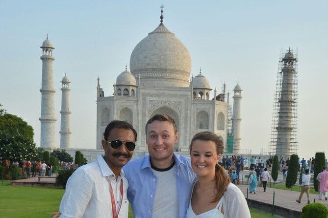 Imagen del tour: Viaje al Taj Mahal al amanecer desde Delhi Todo incluido