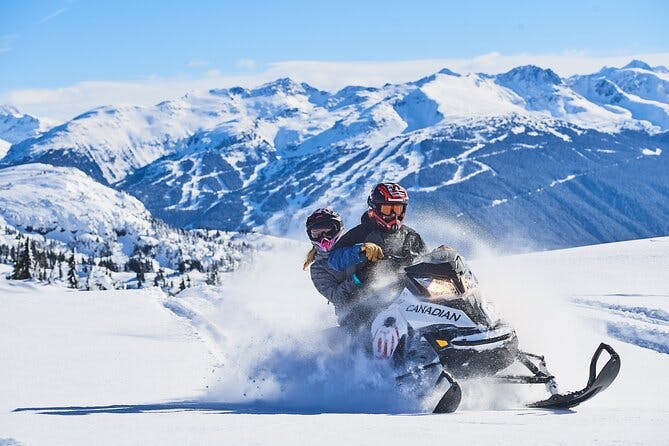 Imagen del tour: Tour en moto de nieve Whistler Wilderness Run
