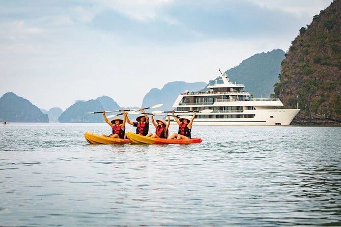 Imagen del tour: Tour 2D1N DURANTE LA NOCHE en cruceros de 5 estrellas cuidadosamente seleccionados: explore Halong y la bahía de Lan Ha