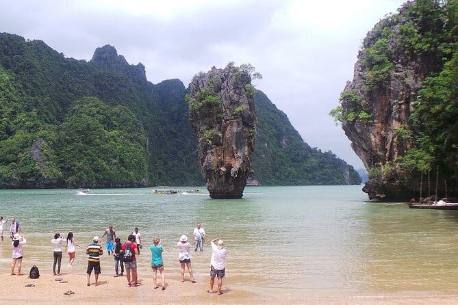 Imagen del tour: Excursión de aventura a la isla de James Bond desde Khao Lak, que incluye paseos en canoa y almuerzo