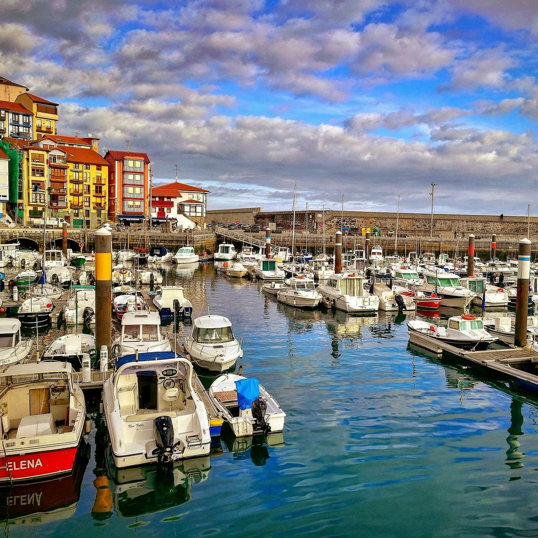 Puerto pesquero de Bermeo, Vizcaya.