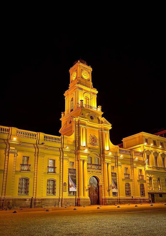 Exterior del Museo Historico Nacional de Santiago de Chile.