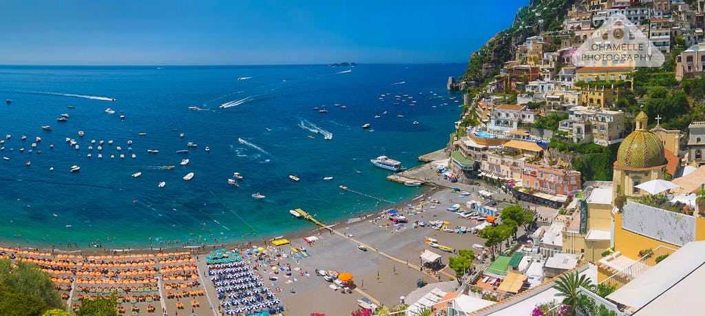 Panorámica de las playas de Positano desde uno de sus miradores.