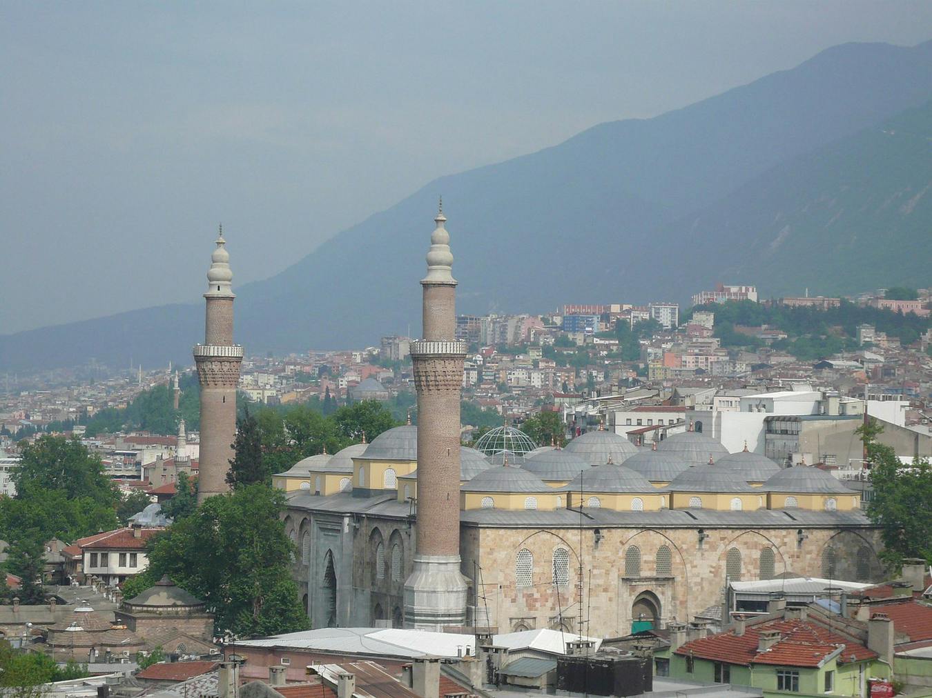 Una de las impresionantes mezquitas de Bursa.