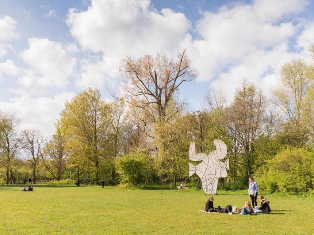 Escultura del Pez de Picasso en Vondelpark