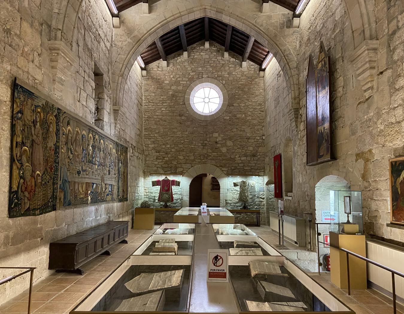 Sala de exposición permanente de la catedral de Tortosa.