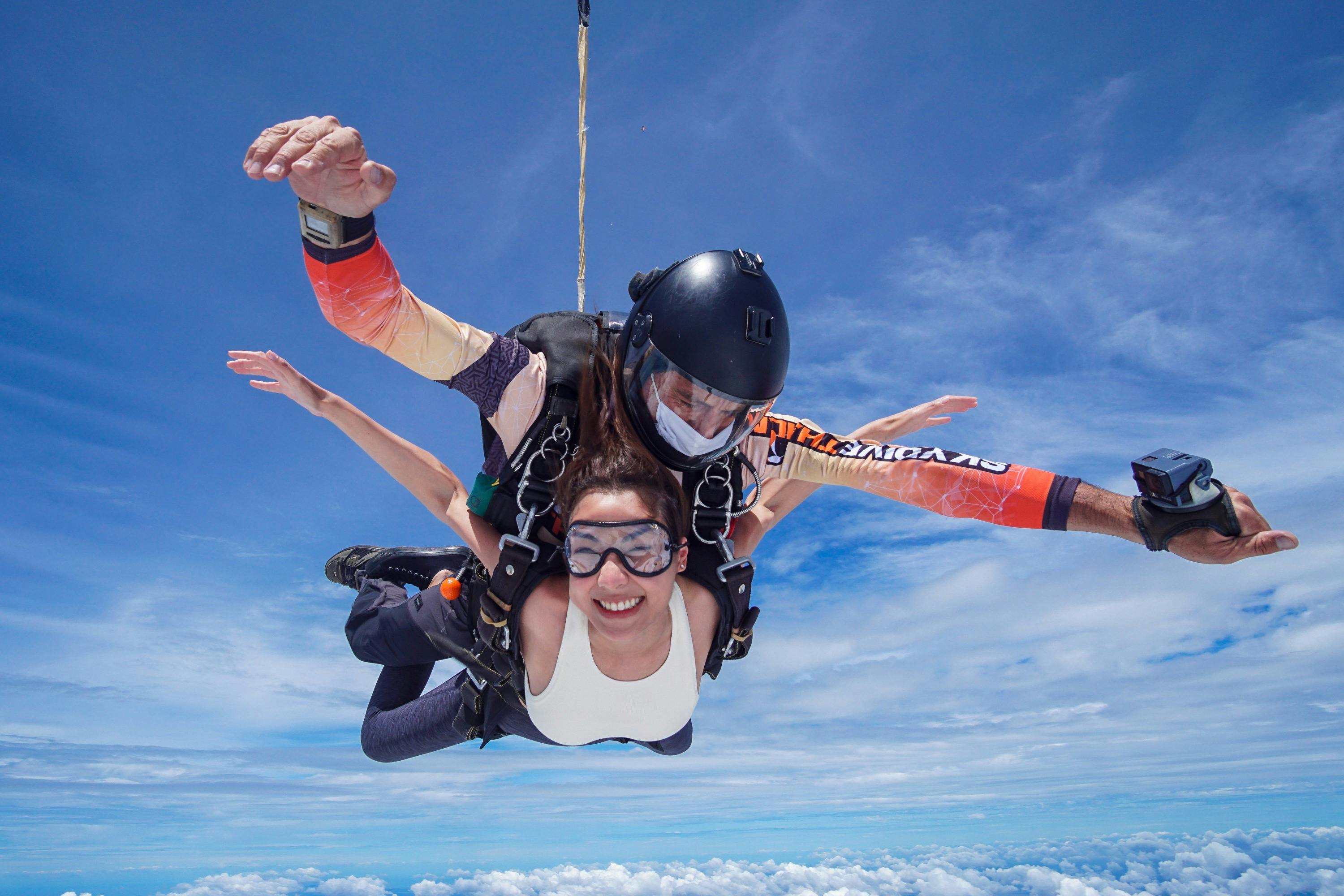 Imagen del tour: First Jump Skydiving Experience  with Skydive Thailand at Khao Yai