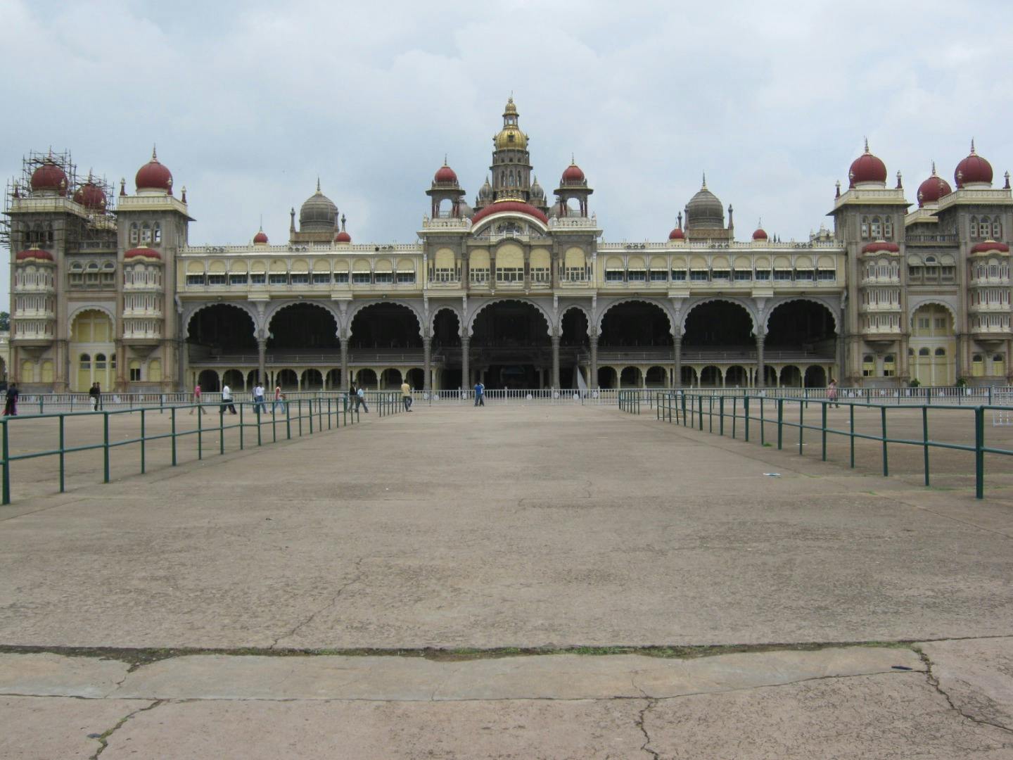 Imagen del tour: Palace of Tipu Sultan Skip-the-Line Admission Ticket